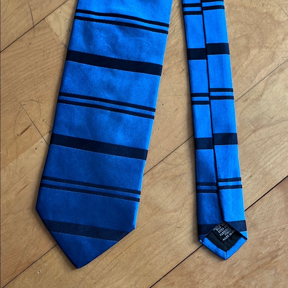 HUGO BOSS blue and black silk striped tie